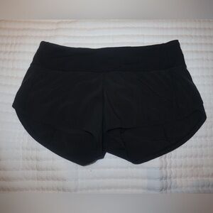 Lululemon Speed Up Shorts 2.5” Size 6